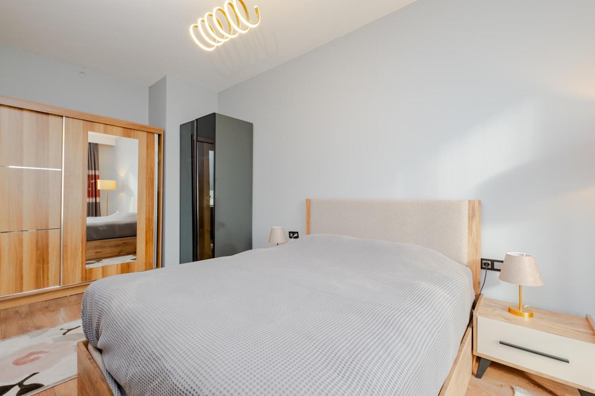 Lux 1 1 Saloon Apartment *