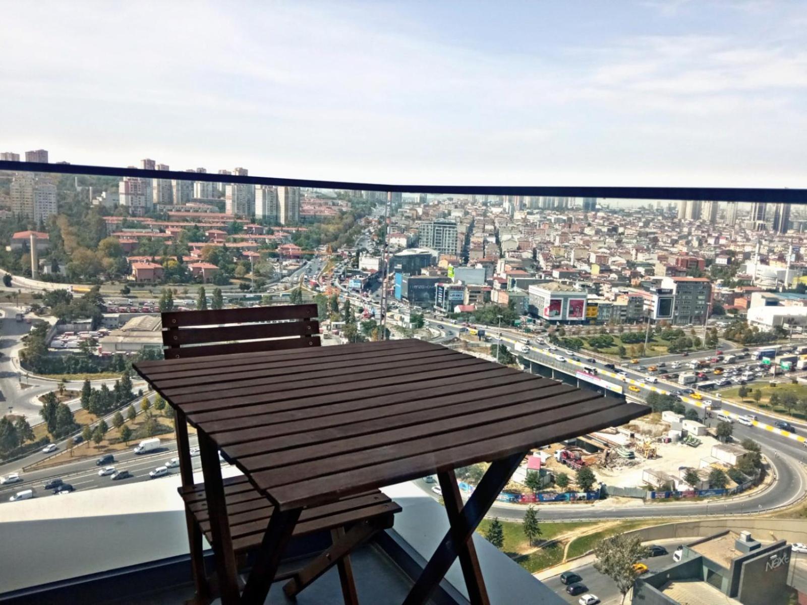 Lux 1 1 Saloon Apartment